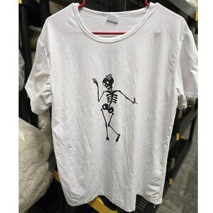 COOL WHITE SHORT SLEEVE TEE. FUN SKELETON LOGO-COTTON-SPANDEX SIZE LARGE
